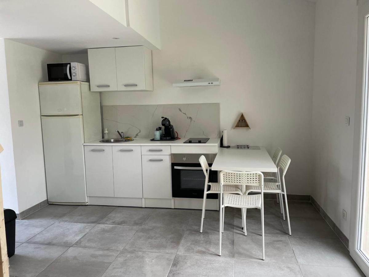 Appartement Avec Terrasse Vue Sorgue Le Thor Dış mekan fotoğraf